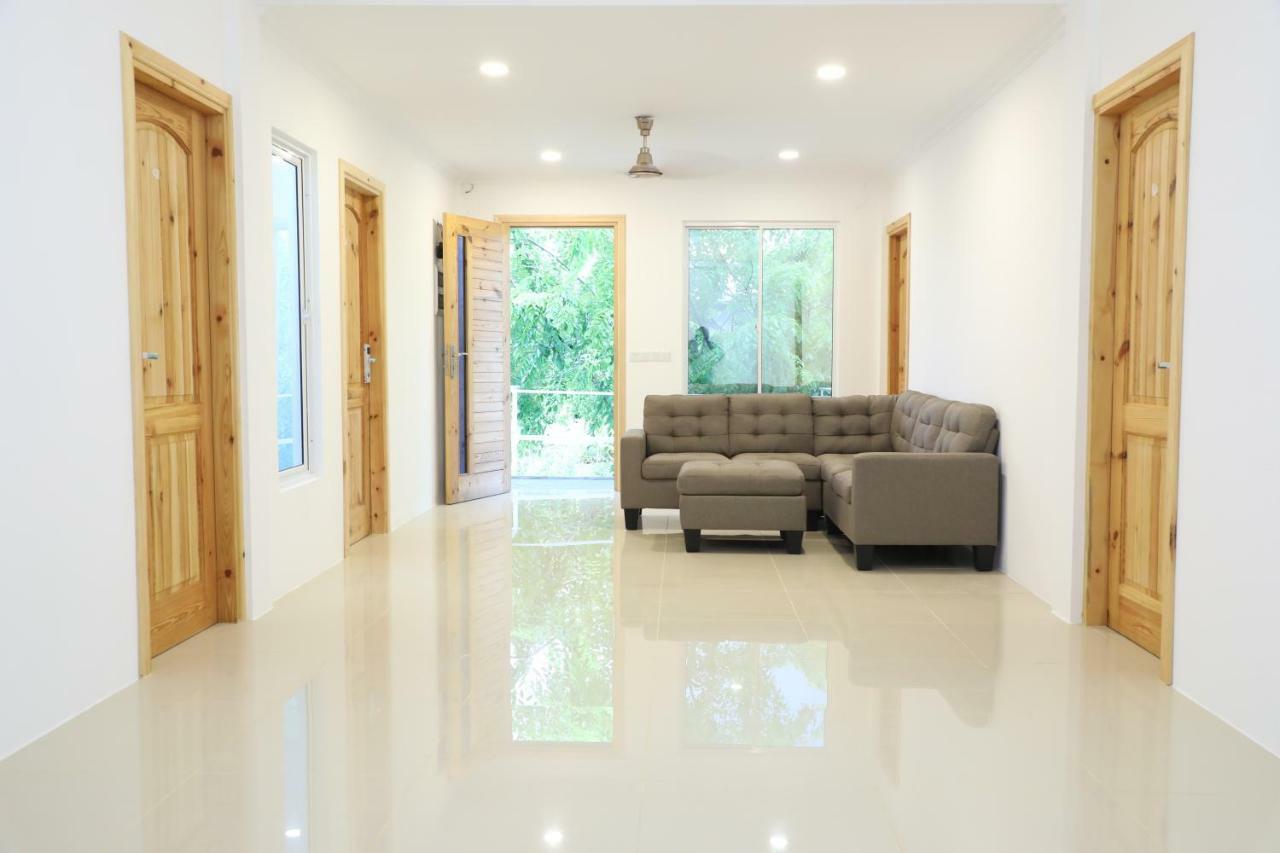 Hotel Moodhu Surf House Himmafushi Exterior foto
